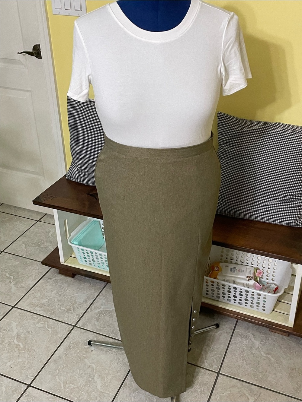 Classic Olive High-Waist Maxi Skirt